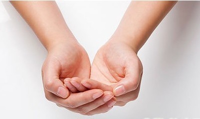 手腳冰涼的女人更易患癌？